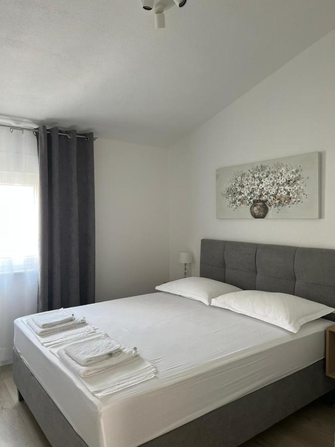 Villa Luxuria บาชกาโวดา ภายนอก รูปภาพ