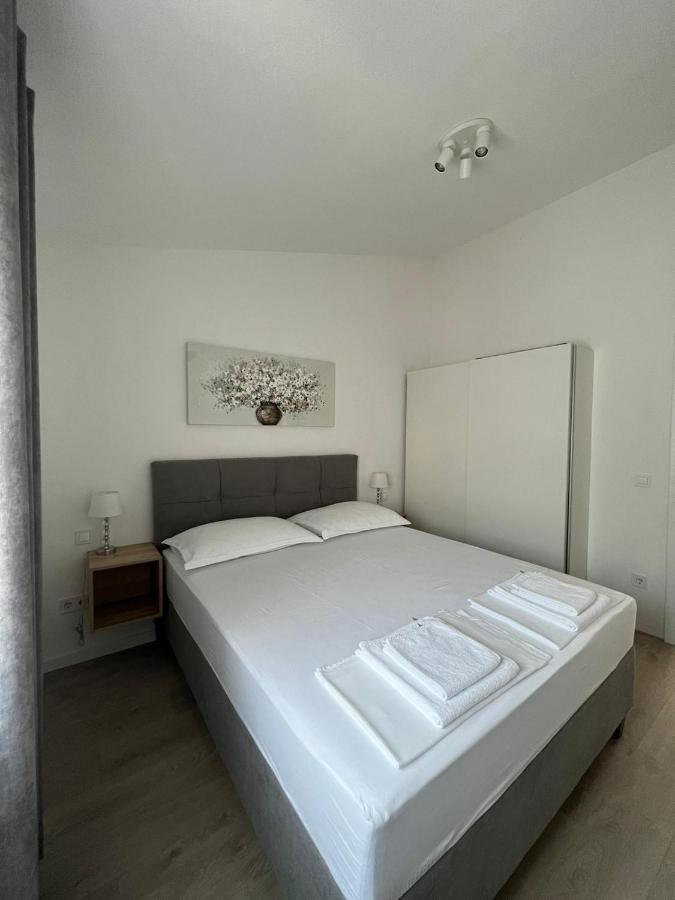Villa Luxuria บาชกาโวดา ภายนอก รูปภาพ